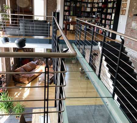 Geschmackvolle 3-Zimmer-Loft-Wohnung mit lux. Innenausstattung mit Terrasse und Garage