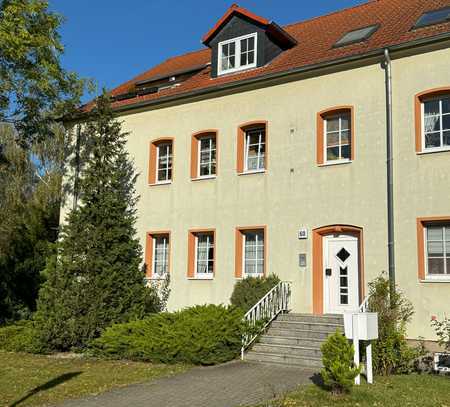 Dachgeschoss mit sonniger Terrasse in Pankow Wilhelmsruh, aktuell vermietet