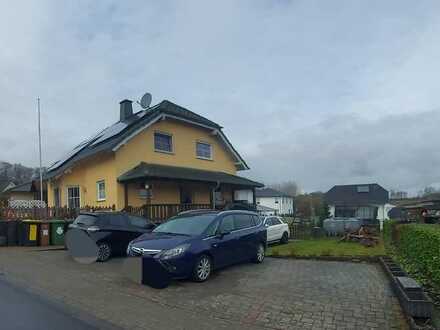 Einfamilienhaus mit EBK in Ettinghausen zu vermieten (max. 3 Jahre)