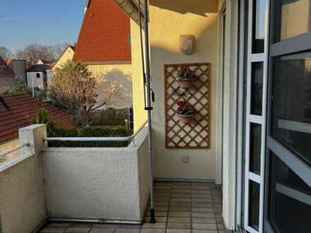 3 Zimmer Küche Bad, Balkon und Garage in ruhiger Lage