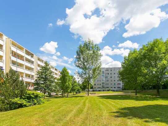 Büro/Gastronomie/Verkaufsfläche in belebter Umgebung mit sehr guter Anbindung! AB Juni/ Juli 2024!