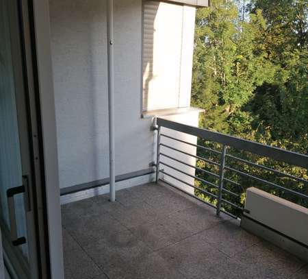 Großzügige Wohnung mit Balkon in Altenbochum