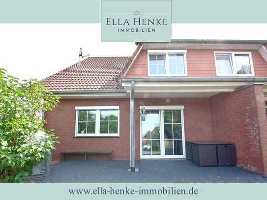 Wunderschöne, gepflegte Doppelhaushälfte mit 2 Terrassen + Carport.