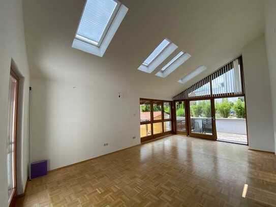 Erstbezug nach Sanierung mit Garten, Terrasse & Einbauküche: Exklusive 4,5-Zimmer-Maisonette-Wohnung
