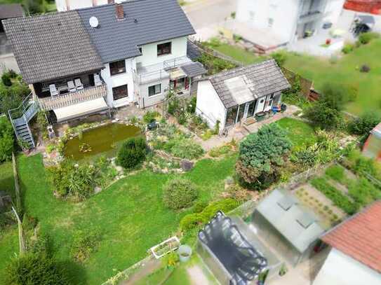 Zweifamilienhaus in gesuchter Lage!