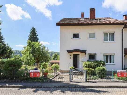 Schopfheim Fahrnau - Reihenendhaus, gut gepflegt, mit viel Potential. Ideal für Familien!