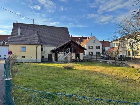 Bauernhaus + Baugrundstück in Ortsmitte Wurmlingen