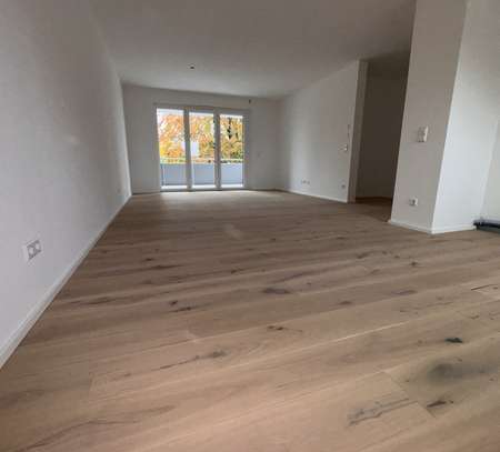 Erstbezug! Provisionsfrei! Attraktive 3,5-Zimmer-Wohnung mit Balkon und Einbauküche