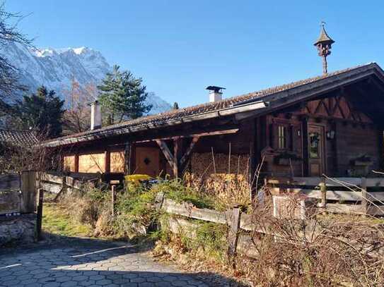 Freistehendes Einfamilienhaus in Top-Lage mit Zugspitzblick