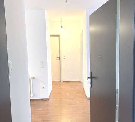 Helle 3-Zimmer-Wohnung mit Balkon und Garagenstellplatz