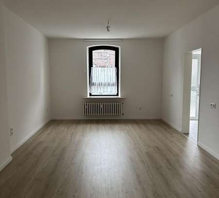 Schöne 2-Zimmer Altbau-Wohnung in Düsseldorf-Niederkassel