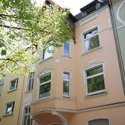 2,5-Raum Altbau-Traumwohnung mit Balkon, Terrasse und Garten zur alleinigen Nutzung