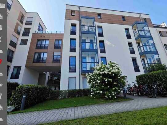 Moderne Zwei-Zimmer-Dachterrassen-Wohnung direkt am Hirschgarten inkl. EBK