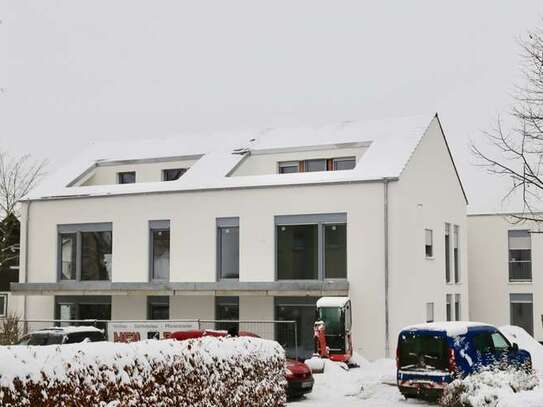 modernes, ruhiges Leben in lichtdurchfluteter Wohnung