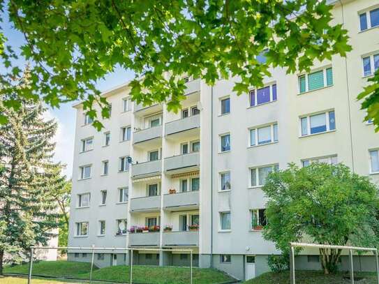 Sofort verfügbare 3-Raum-Wohnung mit Einbauküche