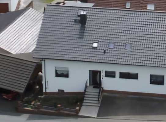Von Privat ohne Provision geräumiges Mehrfamilienhaus in Erbach Ortsteil Haisterbach