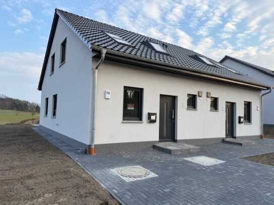 Doppelhaushälfte in Marquardt mit Küche und Alarmanlage. Bezugsfertig!