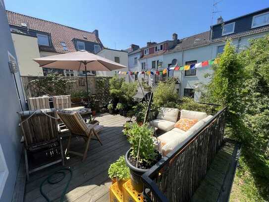 Sanierte Altbauwohnung mit großer Dachterrasse in der Bremer Neustadt