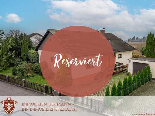 *** Gepflegter Bungalow in Randlage mit viel Platz und großem Garten ***