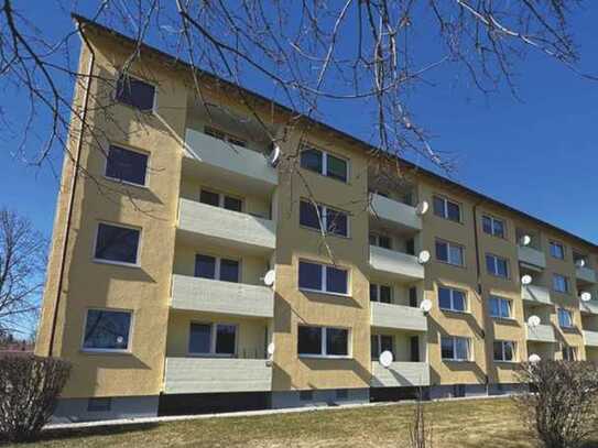 Attraktive 4-Zimmer-Erdgeschosswohnung mit Balkon in Furth im Wald