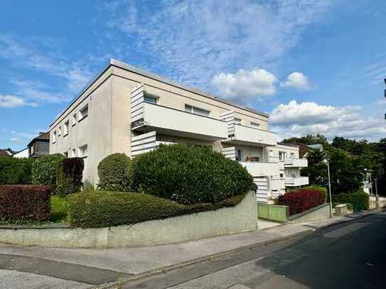 Hochschulviertel! Attraktive 3,5 Zimmer Erdgeschosswohnung mit großem Balkon und Garage