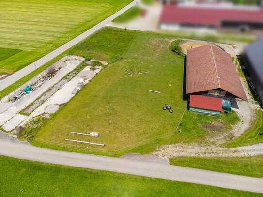 Einmalige Gelegenheit: Maschinenhalle mit Grundstück in Mitten der Natur u. herrlicher Bergsicht!