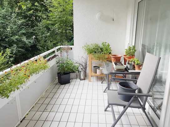 reserviert TOP Lage in Seebach! 2 ZKB mit Terrasse + TG !! Ideal auch als bequemer Seniorensitz!