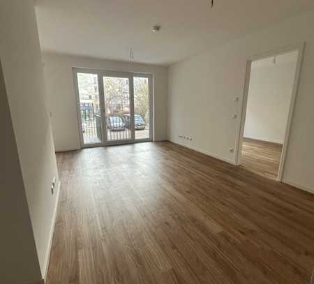 2-Zimmer Wohnung mit Einbauküche und Balkon nahe Prenzlauer Berg