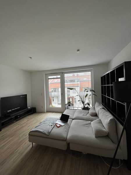 2-Zimmer-Wohnung mit Balkon im Neubau (1. OG), mit Aufzug und Einbauküche