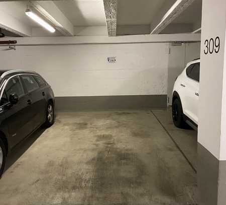 Tiefgaragenstellplatz in Oberschleißheim *München*