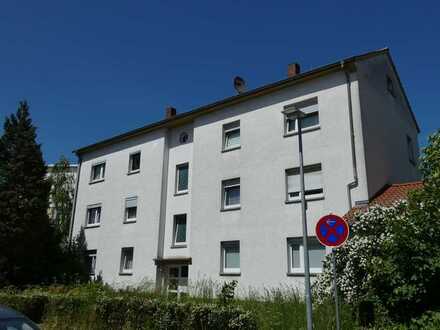 Verkauft!!!! Sehr gepflegte Wohnung mit praktischem Zuschnitt sowie Balkon und Garage