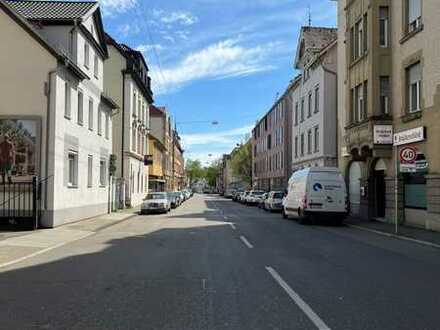 Ihre neuen Räume in der Neckarvorstadt! ca. 95 m² mit Schaufenster, Küche, WC und KFZ Stellplatz