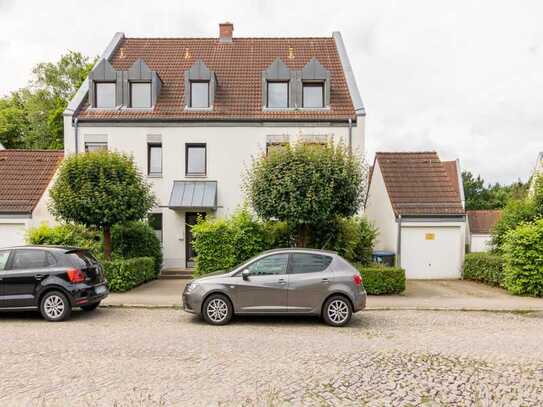 Rarität - Bezugsfreie Eigentumswohnung mit zwei Zimmern und Garage in zentraler Lage von Stahnsdorf