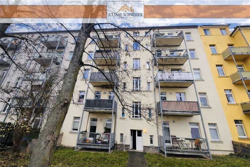 Sonnige 2-Raum-Wohnung mit Balkon & Weitblick – charmantes Denkmalobjekt in Anger-Crottendorf