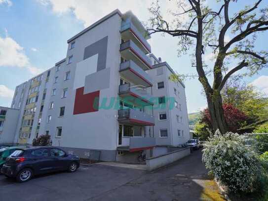 3-Zimmer-Wohnung mit zwei Bädern und einem Ausblick ins Grüne!