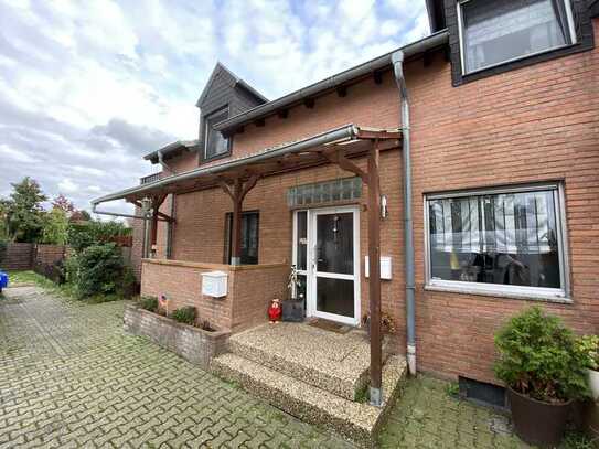 Haus mit Garten, 4 Zi. ,K.D.B. ,gr. Terrasse u. gr. Balkon in Viersen Süchteln.