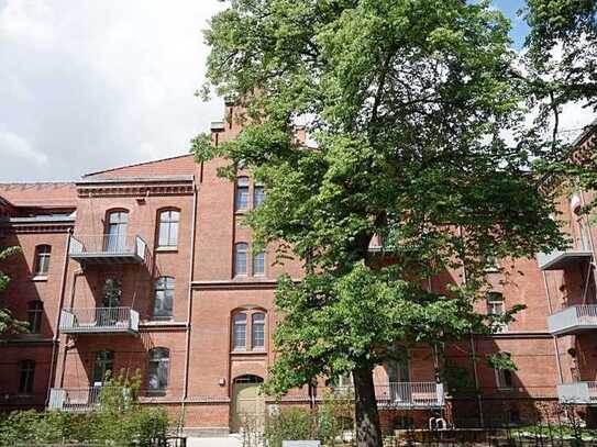 "Palais Klingelhöffer": Elegantes Studio-Loft mit sonnigem Wintergarten (vermietet)