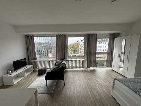 Stilvolles Apartment im Herzen von Düsseldorf-Möbliert, Lichtdurchflutet und Perfekt gelegen!