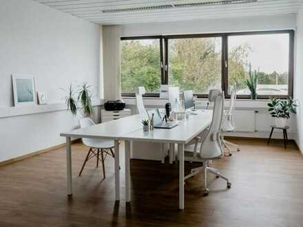 Helles modernes Büro in junger Bürogemeinschaft im Münchner Osten - All-in-Miete