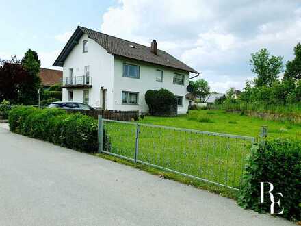 RENOVIERUNGSBEDÜRFTIGES EINFAMILIENHAUS IN WUNDERSCHÖNER LAGE MIT GROßEM GARTEN U. VIEL POTENZIAL