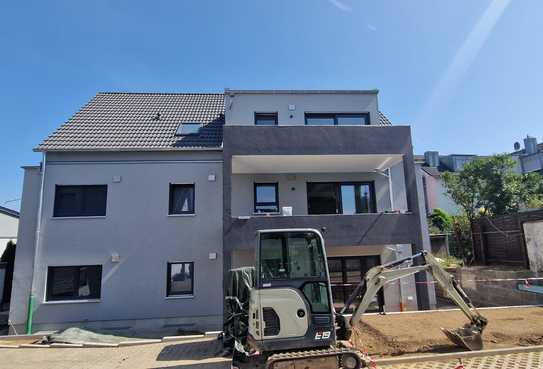 Idstein in Innenstadtlage, ruhige 3,5 Zimmer-Wohnung mit Garten und Pkw-Stellplatz