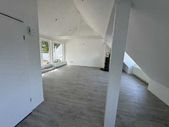 2,5-Raum-Loft-Wohnung Balkon in Bochum Ehrenfeld