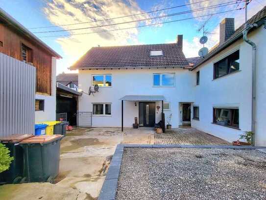 Idyllisches Mehrfamilienhaus in ruhiger Lage in 53909 Zülpich-Schwerfen