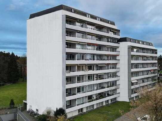 Vor den Toren von Hamburg: Großzügige 4 Zimmerwohnung mit Sauna & Pool