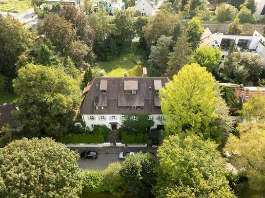 *Gegen Gebot* Mehrfamilienhaus in Bogenhausen (fünf Wohneinheiten) + zusätzliche Grundstücke