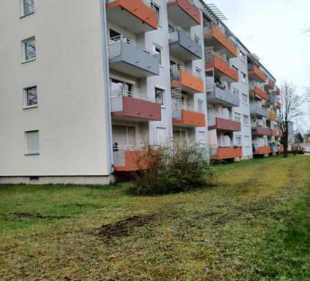 ruhige, komplett sanierte 3-Zimmer-Wohnung in Rosenheim - Innenstadt und Bahnhofsnähe