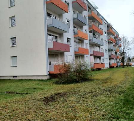 ruhige, komplett sanierte 3-Zimmer-Wohnung in Rosenheim - Innenstadt und Bahnhofsnähe