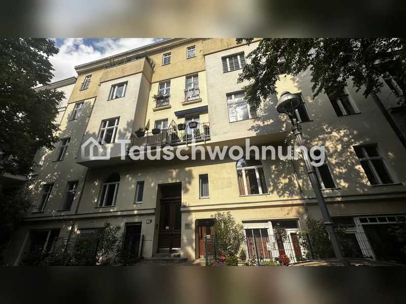 Tauschwohnung: Zentrale Altbauwohnung an der Spree und Tiergarten