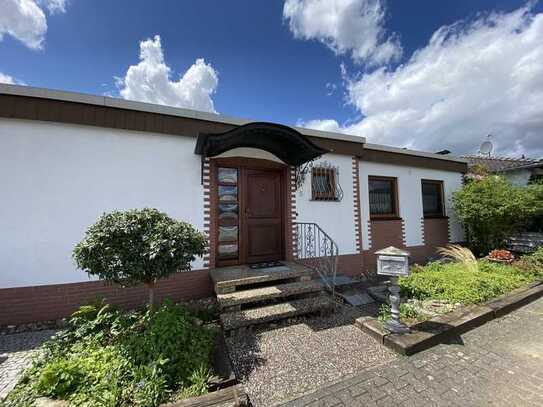 *NEU* IHRE CHANCE IN DELKENHEIM! GROßER BUNGALOW MIT VIEL PLATZ FÜR ALLE!