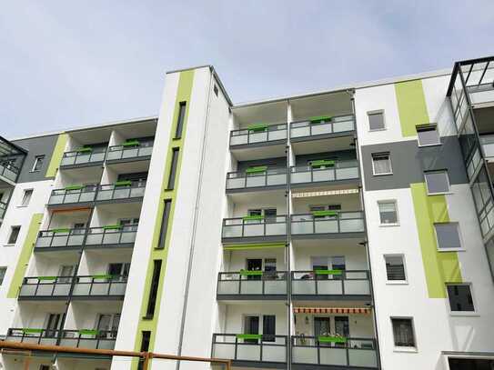 Herrliche 4-Raumwohnung mit Aussicht und Aufzug im Erstbezug.